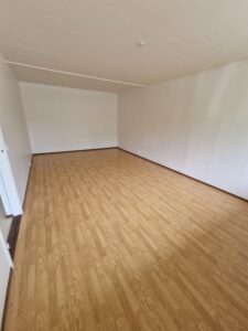 Björkvägen 27 lgh 1002 1 rok ca 40 kvm 4 000 kr/mån
